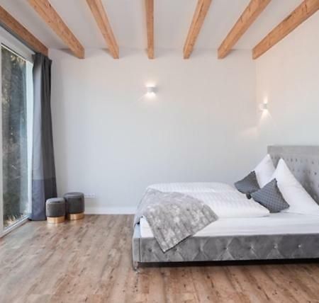 Ferienwohnung Otto-Dill-Halle Elmstein ภายนอก รูปภาพ