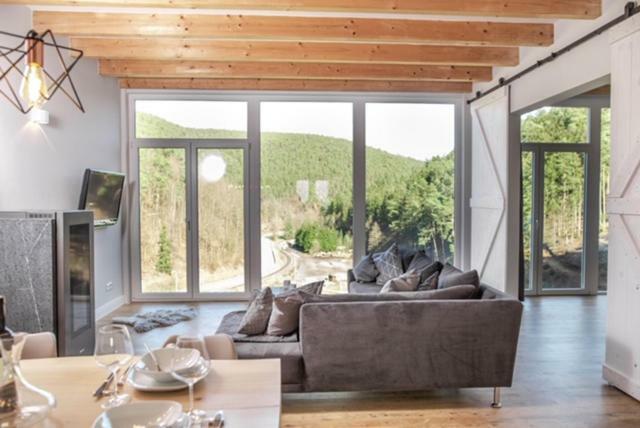 Ferienwohnung Otto-Dill-Halle Elmstein ภายนอก รูปภาพ