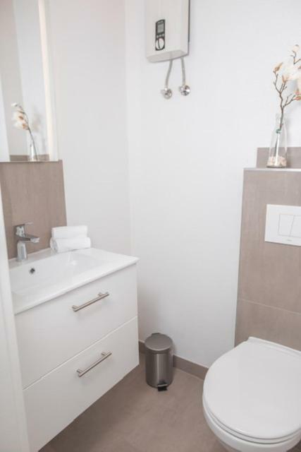 Ferienwohnung Otto-Dill-Halle Elmstein ภายนอก รูปภาพ